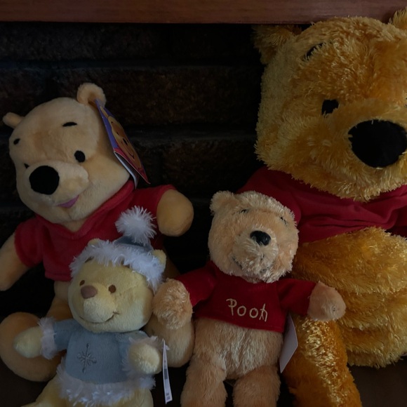 Lot of 4 Winnie The Pooh stuffed bears - Picture 1 of 9
